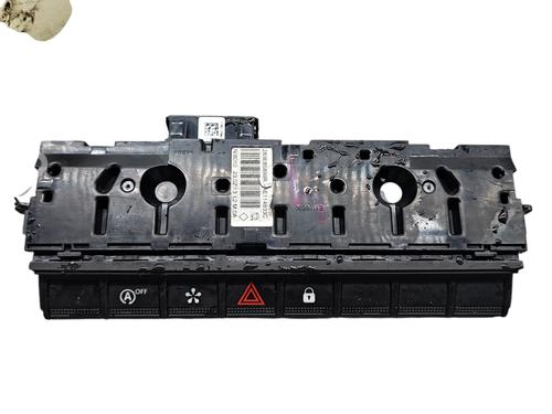 warning-switch-renault-captur-ii-hf_-2020-25098076 main image