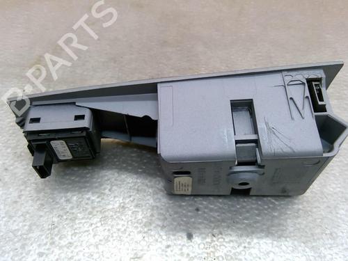 Used Left rear window switch BMW 7 (E65, E66, E67) 735 i, Li (272 hp) 25110994