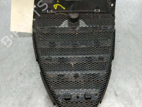 grille-alfa-romeo-166-936_-1998-1999-2000-2001-2002-2003-2004-2005-2006-2007-25077340 main image