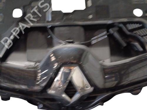 Rejilla Rejilla RENAULT CLIO IV (BH_) 1.5 dCi 75 (75 hp) 35938209 35938209