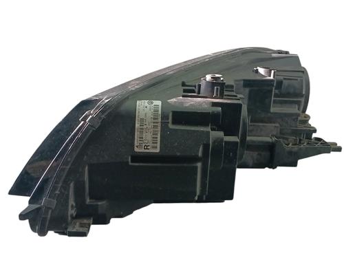 Used Right headlight VW SHARAN (7N1, 7N2) 2.0 TDI (170 hp) 32493199