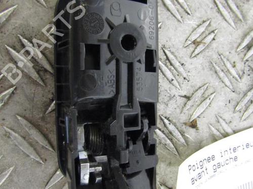 Used Front left interior door handle TOYOTA COROLLA Verso (ZER_, ZZE12_, R1_) 2.2 D-4D (AUR10_, AUR10R) (136 hp) 25091869