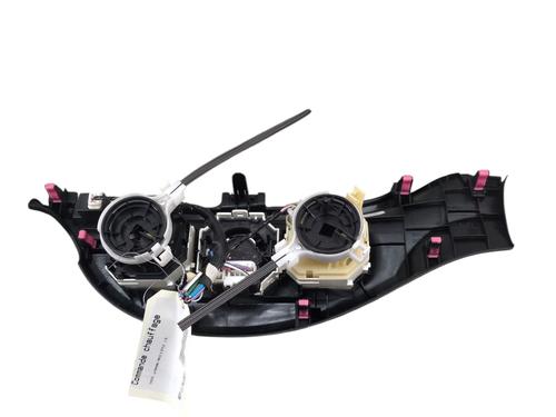 Climate control TOYOTA YARIS (_P13_) 1.3 (NSP130_, NSP130) | BP30819969I5