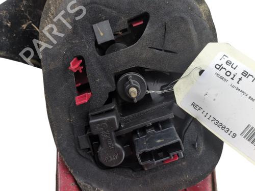 Piloto trasero derecho PEUGEOT 206 Hatchback (2A/C) 1.4 16V | BP30723990C35