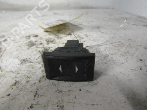 Used Right front window switch FORD MONDEO III (B5Y) 2.0 TDCi (130 hp) 25068840