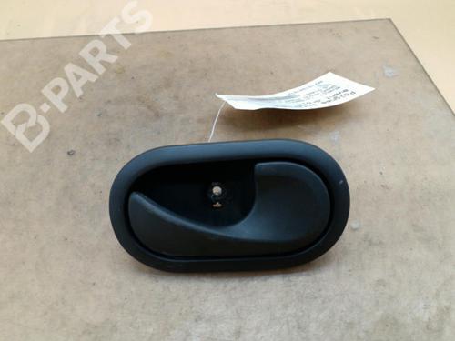 Used Front right interior door handle Front right interior door handle RENAULT MODUS / GRAND MODUS (F/JP0_) 1.5 dCi (FP0G, JP0G) (68 hp) 10576505 10576505