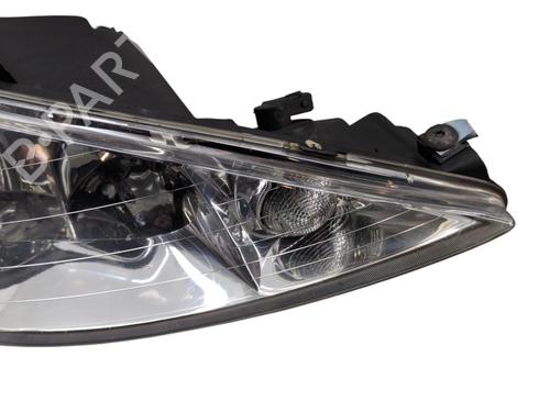 Używane Lampa przednia prawa PEUGEOT 206 Hatchback (2A/C) 1.6 16V (109 hp) 29610133