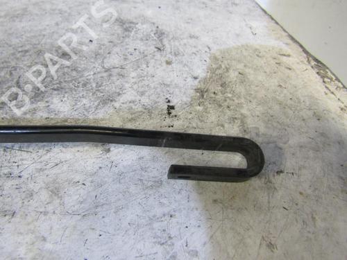 Used Front windshield wiper arm Front windshield wiper arm 25106455 25106455