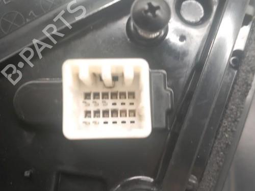 Used Right mirror Right mirror 25074771 25074771