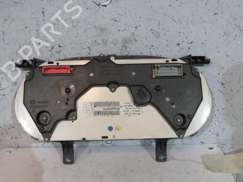 Used Instrument cluster Instrument cluster 25069472 25069472