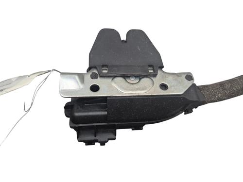 Tailgate lock MERCEDES-BENZ C-CLASS (W204) C 220 CDI (204.002) | BP29137061C101 