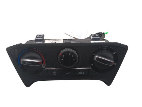Used Climate control HYUNDAI i20 II (GB, IB) [2014-2021]  25057139
