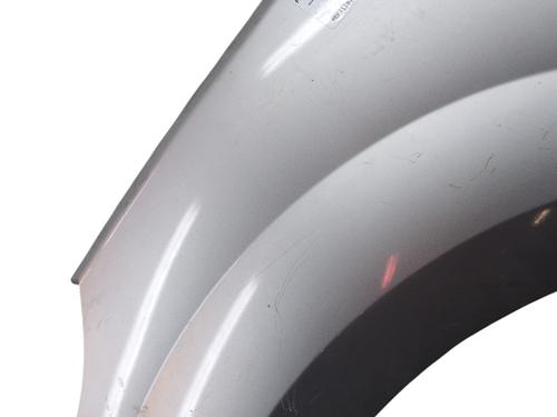 Forskærm venstre RENAULT TWINGO II (CN0_) 1.2 16V (CN04, CN0B) (75 hp) 31193557