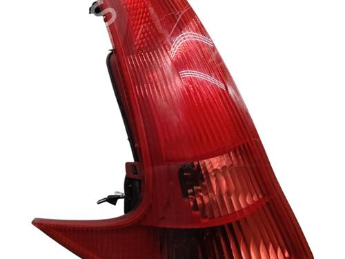 Used Left taillight PEUGEOT 206 SW (2E/K) 1.4 16V (88 hp) 26509995