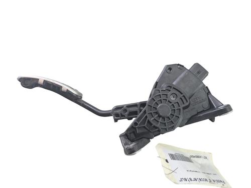 pedal-toyota-yaris-_p21_-_pa1_-_ph1_-2020-25215834 main image