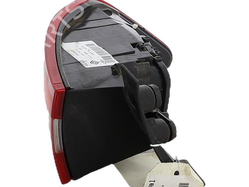 right-taillight-renault-clio-iv-bh_-2012-2013-2014-2015-2016-2017-2018-2019-2020-2021-39084375 main image