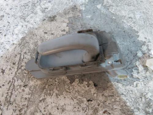 Used Front right interior door handle Front right interior door handle CITROËN XSARA PICASSO (N68) 1.6 HDi (90 hp) 10604629 10604629