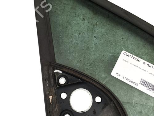front-right-quarter-glass-peugeot-307-3ac-2000-2001-2002-2003-2004-2005-2006-2007-2008-2009-2010-2011-2012-30900563 main image