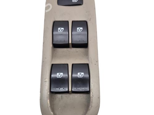 left-front-window-switch-renault-grand-scenic-ii-jm01_-2004-2005-2006-2007-2008-2009-32321457 main image