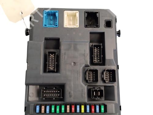 Fuse box CITROËN C3 Picasso (SH_) | BP34201512E1 - Image 3