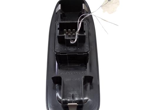 Used Left front window switch Left front window switch PEUGEOT 208 I (CA_, CC_) 1.2 VTI 82 (82 hp) 32368280 32368280