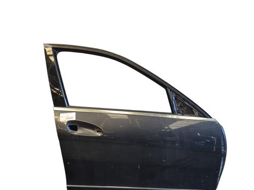 Used Right front door MERCEDES-BENZ C-CLASS (W204) [2007-2015]  25075860