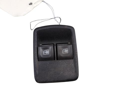 Used Left front window switch Left front window switch DACIA DOKKER Box Body/MPV 1.2 TCe 115 (FEM0) (114 hp) 30723936 30723936