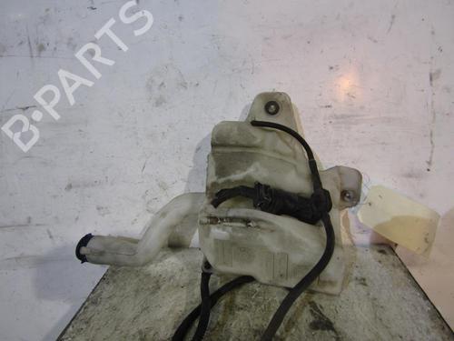 Used Windscreen washer tank FIAT GRANDE PUNTO (199_) 1.4 (199AXB11, 199AXB1A, 199BXB1A, 199AXL1A) (77 hp) 25089997