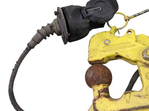 tow-ballmechanism-renault-master-iii-platformchassis-ev-hv-uv-2010-29560601 main image