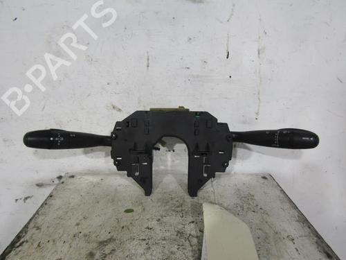 Used Steering column stalk RENAULT SCÉNIC II (JM0/1_) 1.5 dCi (JM0F) (82 hp) 25078648