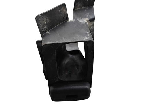 Used Seat buckle TOYOTA YARIS (_P21_, _PA1_, _PH1_) 1.5 Hybrid (MXPH10, MXPH11) (116 hp) 25331186