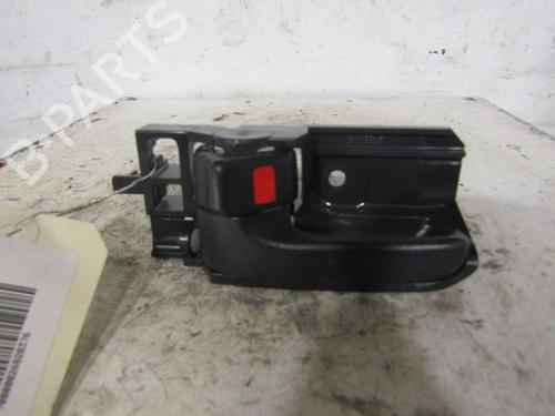 Venstre foran invendig håndtak DAIHATSU SIRION (M3_) 1.0 (M300) (70 hp) 25105462