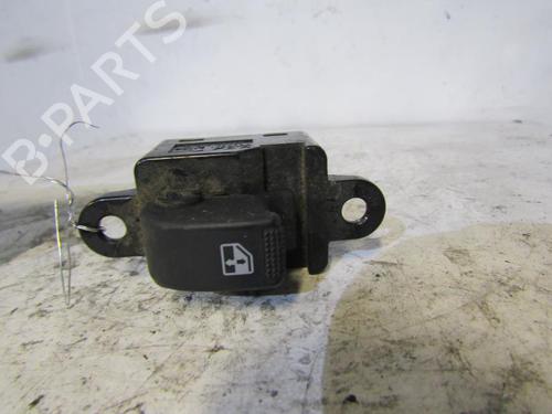 Used Right front window switch HYUNDAI ATOS (MX) [1997-2015]  25064182