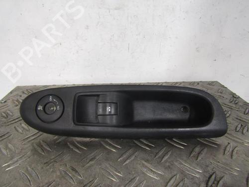 Used Right front window switch Right front window switch RENAULT CLIO II (BB_, CB_) [1998-2016] 25095839 25095839