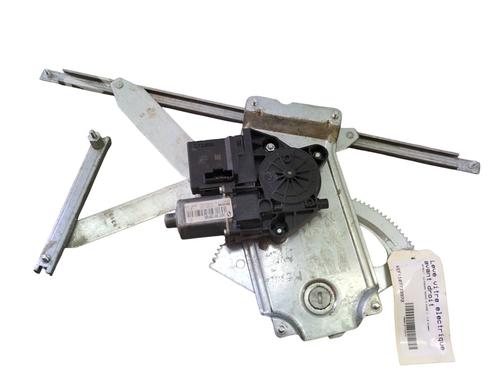 front-right-window-mechanism-renault-megane-iii-hatchback-bz01_-b3_-2008-27182754 main image