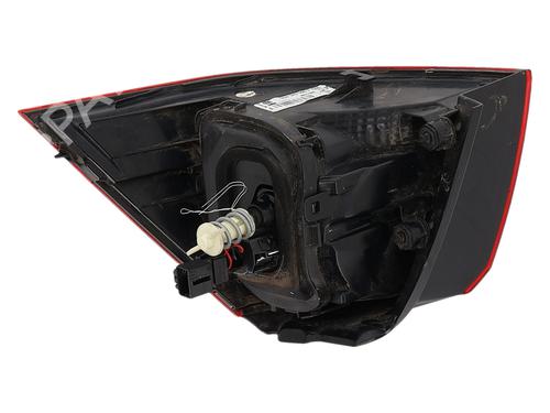 left-taillight-vw-golf-vii-5g1-bq1-be1-be2-2012-2013-2014-2015-2016-2017-2018-2019-2020-2021-36205928 main image