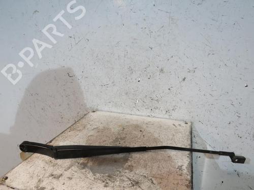 Used Front windshield wiper arm SKODA FABIA III (NJ3) 1.2 TSI (90 hp) 25092368
