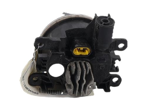 Right front fog light RENAULT CAPTUR I (J5_, H5_) 1.2 TCe 120 | BP39586675C31 - Image 2