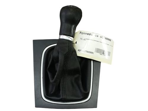 Used Shift knob Shift knob AUDI A3 Sportback (8PA) 1.6 TDI (105 hp) 31040218 31040218