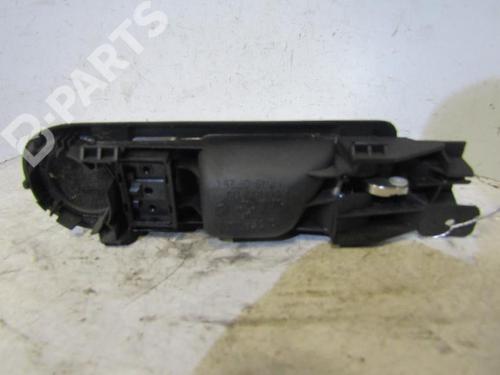 Venstre bak invendig håndtak VW PASSAT B5.5 (3B3) 1.9 TDI | BP10597731I15 