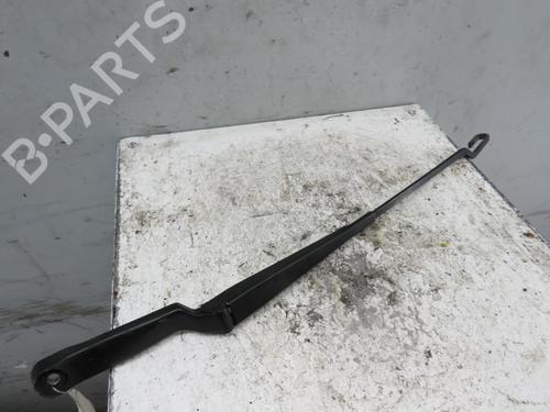 Used Front windshield wiper arm AUDI A3 (8L1) 1.9 TDI (90 hp) 25080739