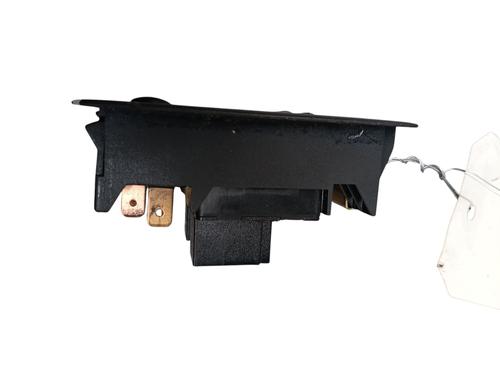 Fensterheberschalter links vorne für VW POLO (6N2) 1.4 (60 hp) 30399521