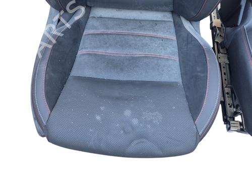 Used Seats set Seats set RENAULT ARKANA I (LCM_, LDN_) 1.6 E-TECH 145 (LDMU) (143 hp) 25056746 25056746