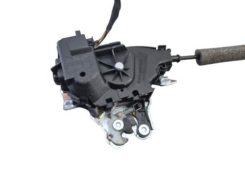 tailgate-lock-mercedes-benz-c-class-w204-2007-2008-2009-2010-2011-2012-2013-2014-2015-25075845 main image