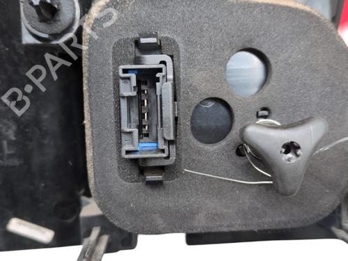 Used Left taillight Left taillight PEUGEOT 2008 I (CU_) 1.2 THP 110 / PureTech 110 (110 hp) 33307860 33307860