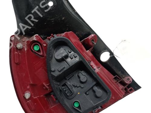 Right taillight RENAULT CLIO III (BR0/1, CR0/1) 1.2 16V (BR02, BR0J, BR11, CR02, CR0J, CR11) | BP29940346C35 