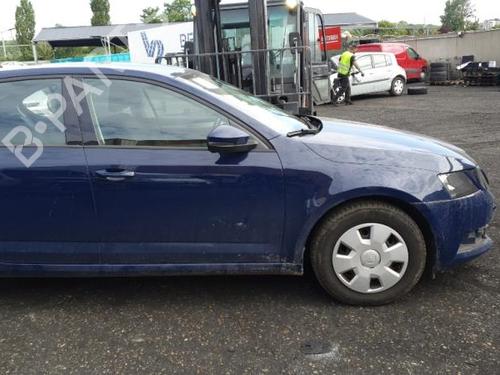 Rear right door window SKODA OCTAVIA III (5E3, NL3, NR3) 1.6 TDI | BP25062242C21 