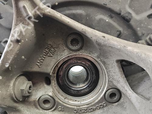 Used Left front steering knuckle VW PASSAT B8 (3G2, CB2) 1.4 TSI (150 hp) 25056363