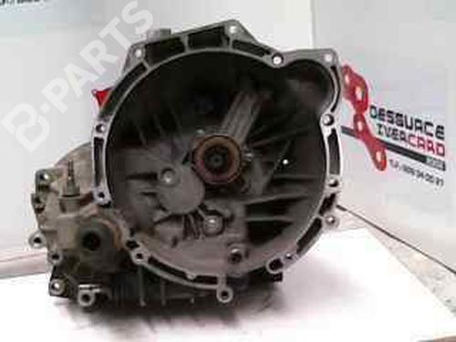 Used Gearbox FORD FIESTA IV (JA_, JB_) 1.25 i 16V (75 hp) 585448
