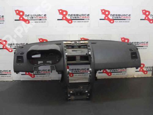 Used Dashboard RENAULT MEGANE II (BM0/1_, CM0/1_) 1.5 dCi (BM0F, BM0T, BM2B, CM0F, CM0T) (82 hp) 585516